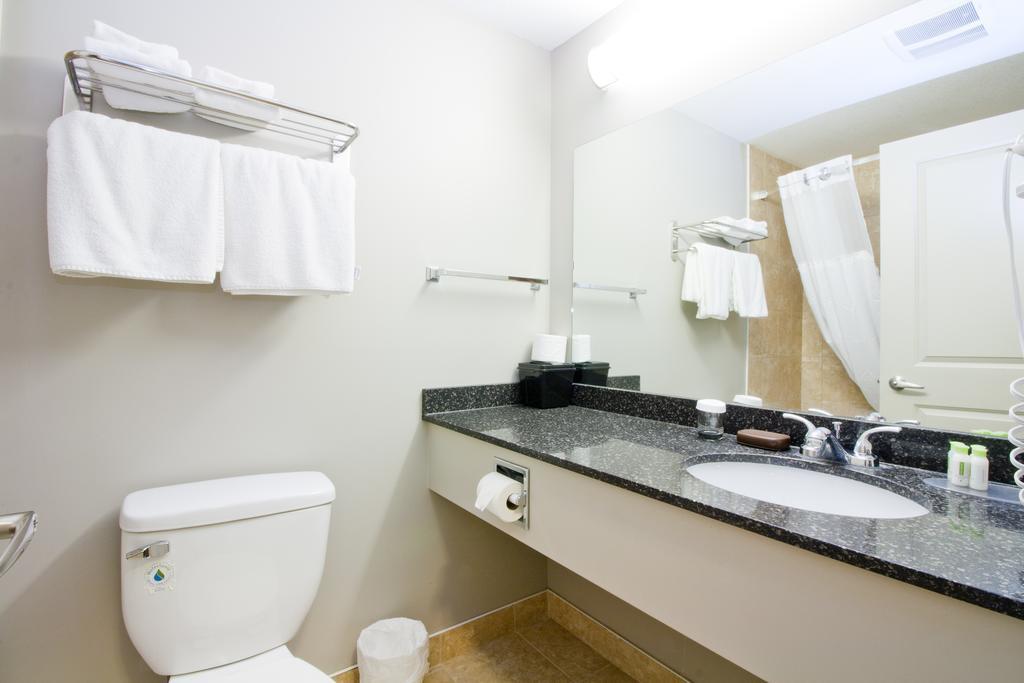 Travelodge By Wyndham Kindersley Ruang foto