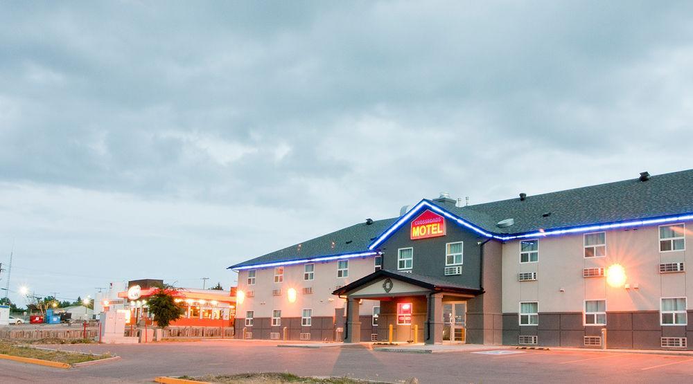 Travelodge By Wyndham Kindersley Bagian luar foto
